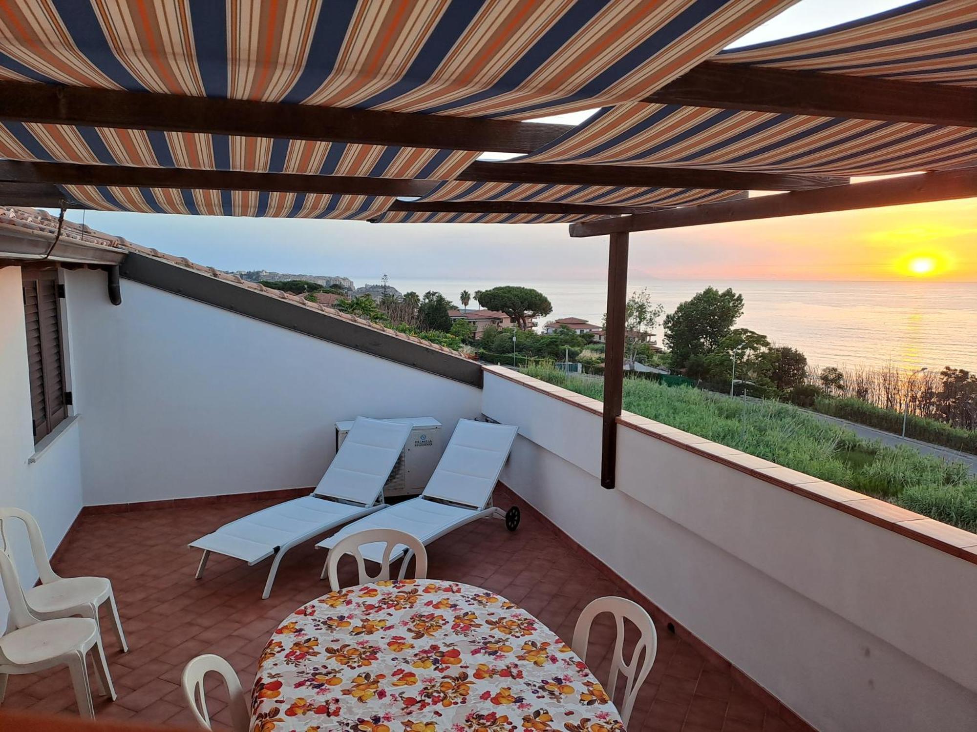 Apartmán Terrazza Michelino Parghelia Exteriér fotografie
