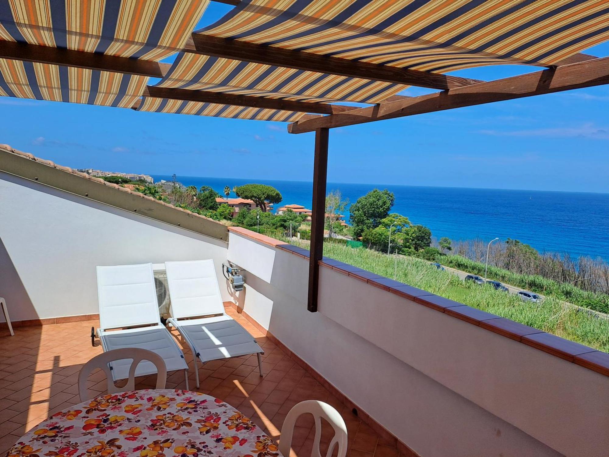Apartmán Terrazza Michelino Parghelia Exteriér fotografie