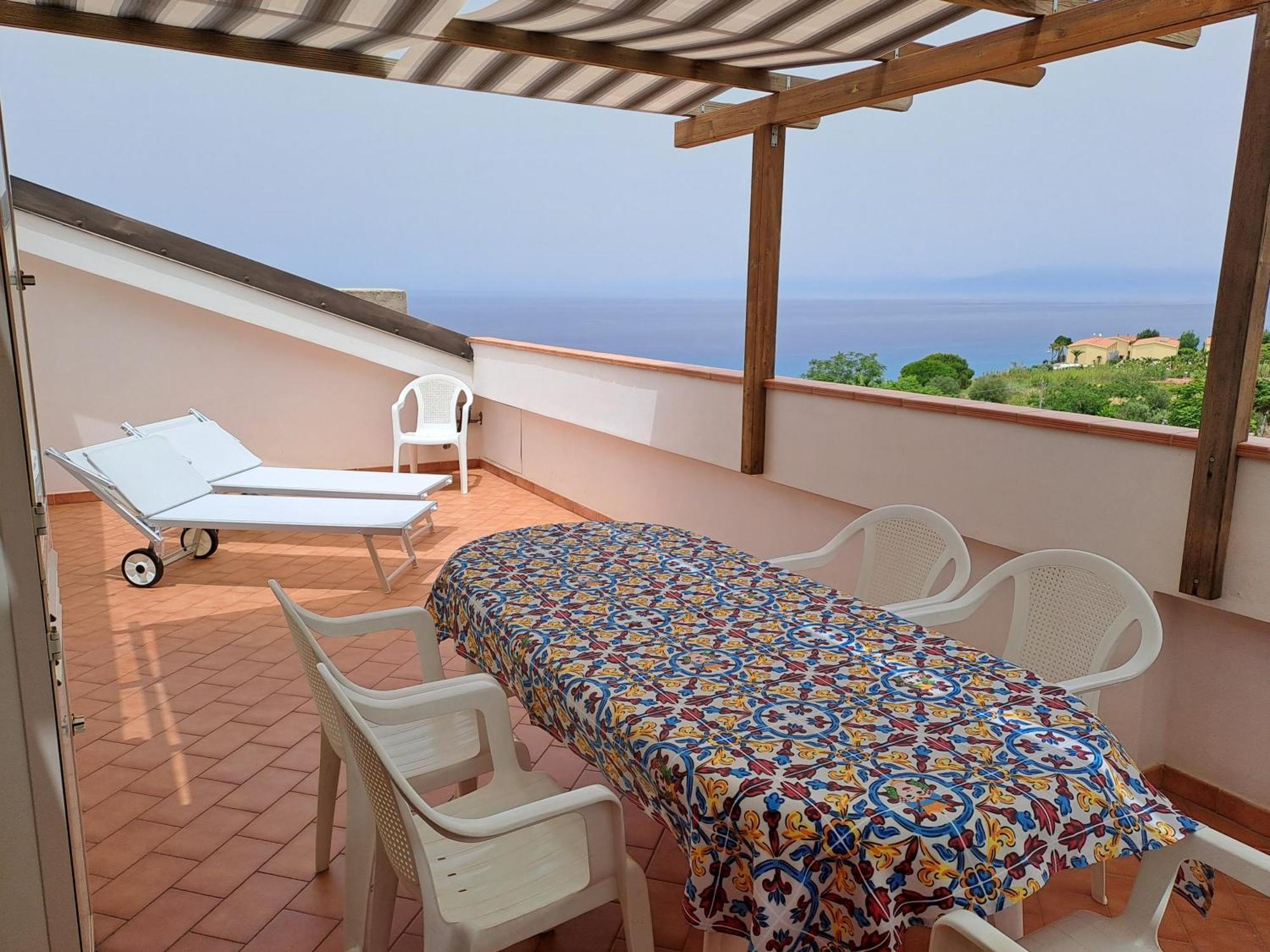 Apartmán Terrazza Michelino Parghelia Exteriér fotografie